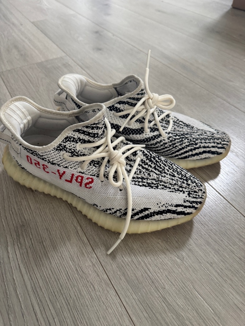 Mens White/Black Athletic Sneakers with Red Accent